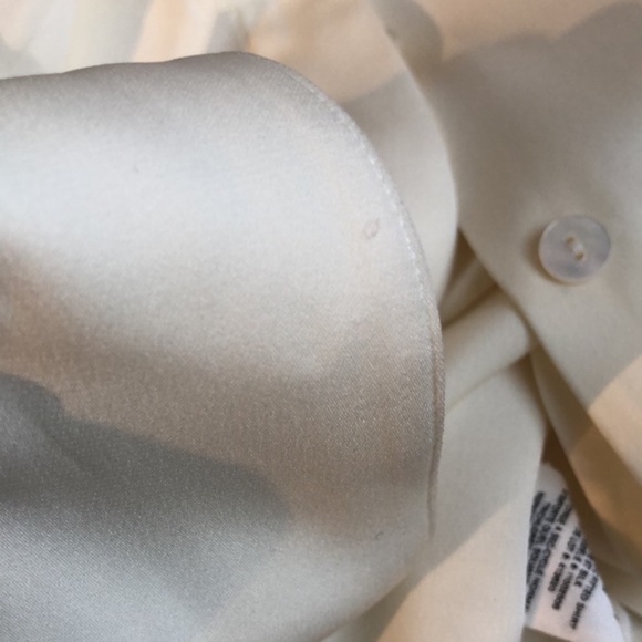 Theory Ivory Core Stretch Silk Classic Fitted Shirt - Picture 7 of 10